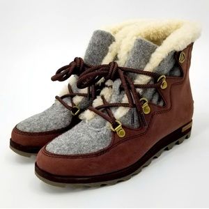 Sorel SneakChic Alpine Winter Boots with Shearling Excellent condition